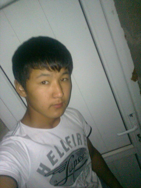 Some Of The Time I Love A Brunette