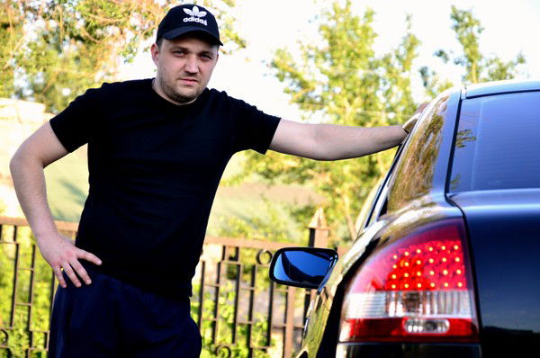 Влад Хлуднев