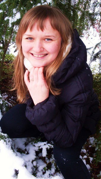 Аня Олейник