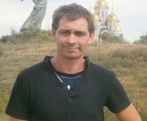 Владимир Петров