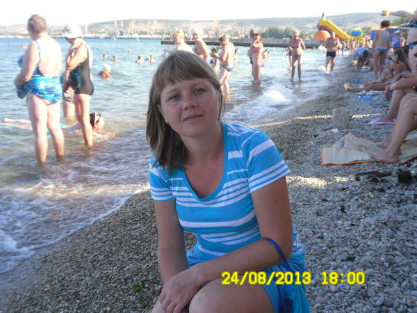 Елена Постолова