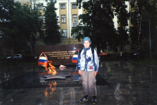 Николай Шутов