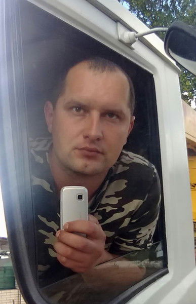 Андрей Максименко