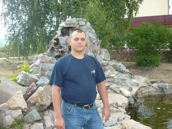 Александр Коновалов