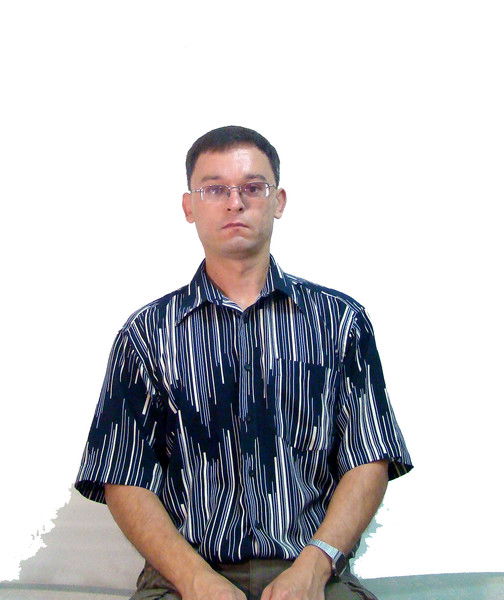 Олег Леонтьев