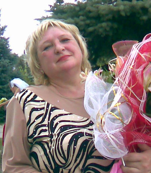 Елена Компаниец