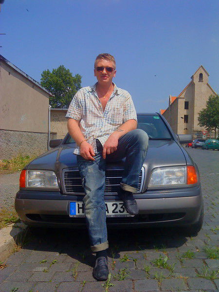 Андрей Ушаков