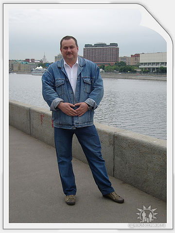 Василий Николаев