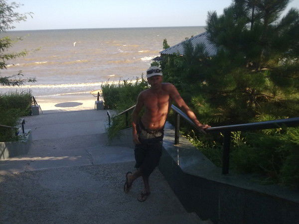 .александр Иванин