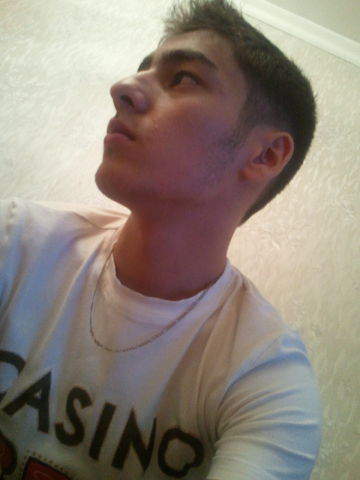 Ахрор Каримов