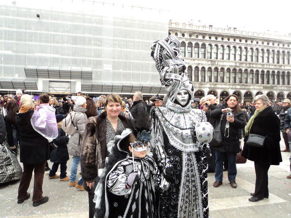 Неизвестно Неизвестно