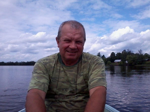 Евгений Бутузов