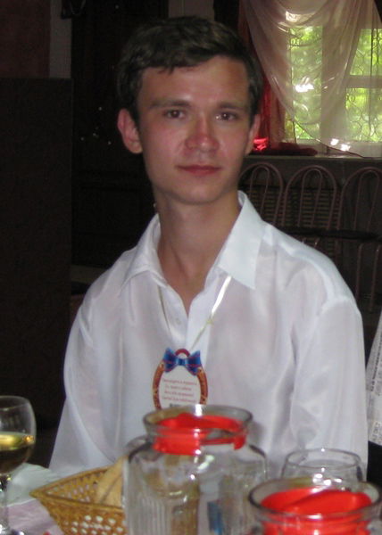 Анатолий Xайлu