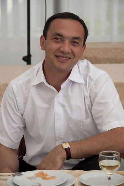 Агзам Кенжаев