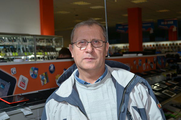 Александр Олейник