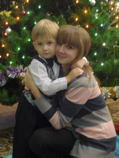 Юля Золотова