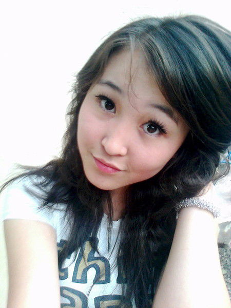 Назерке Садырхан