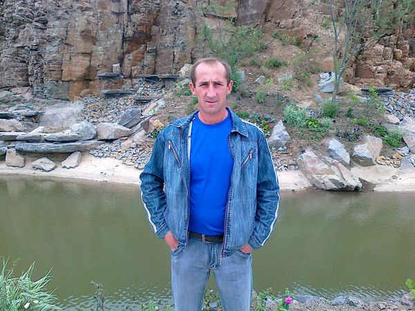 Виктор Овчаренко