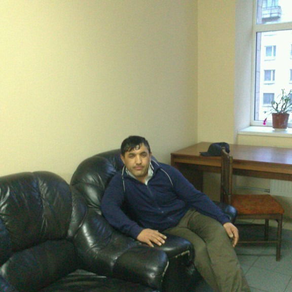 Алишер Нишанбаевич