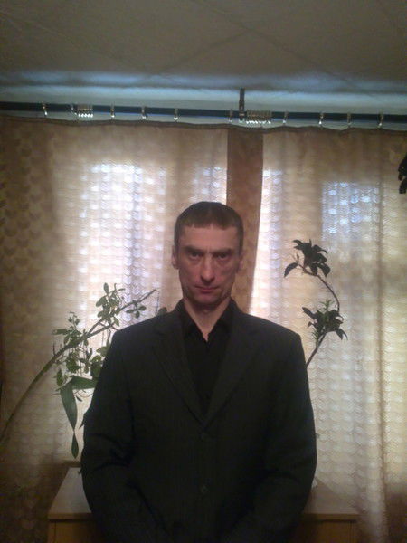 Максим Чушварин