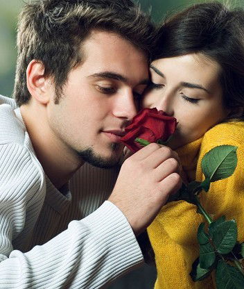 Лола Курбанова