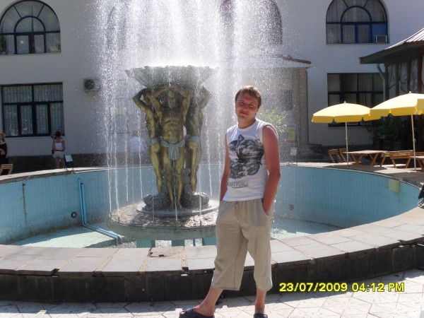 Виктор Колесников