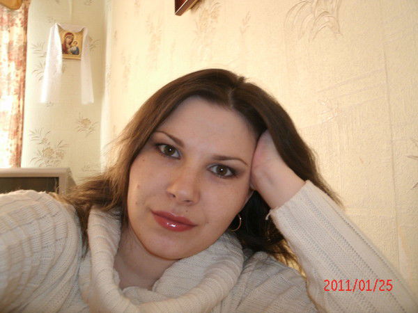 Елена Костюченко