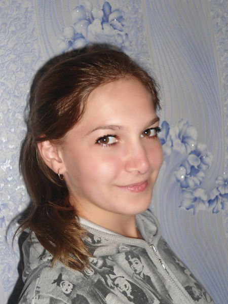 Настя Дехканова