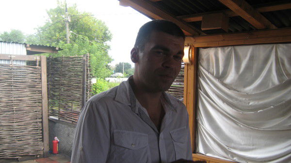 Александр Николаев