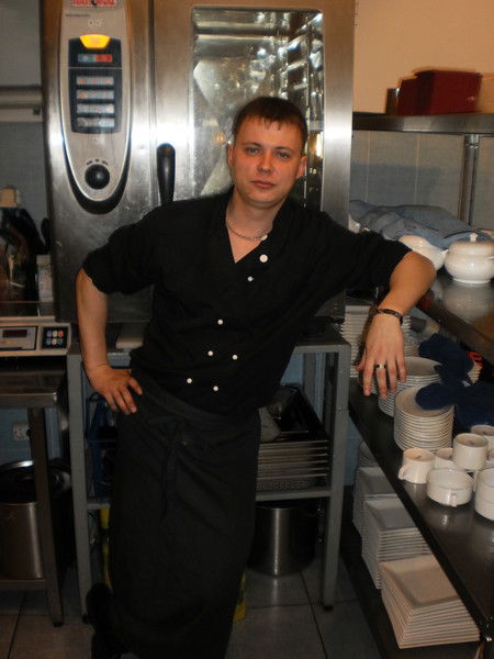 Денис Шелюхов