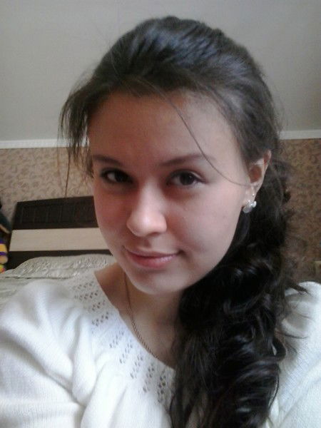 Алёнa Оленская