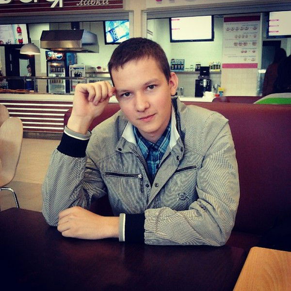 Александр Ведерников