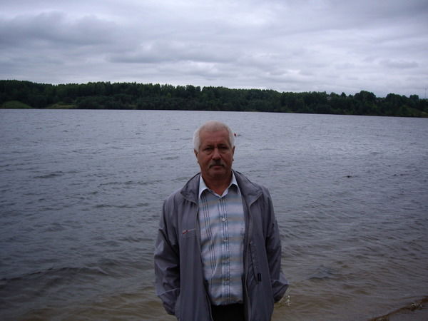 Виктор Шелкунов