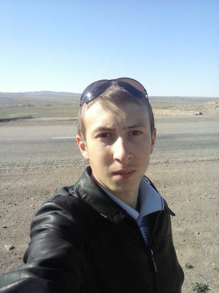 Андрей Шустов