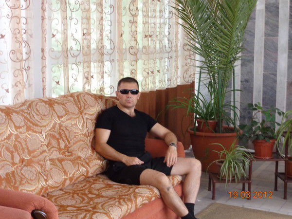 Зарен Дюсембаев