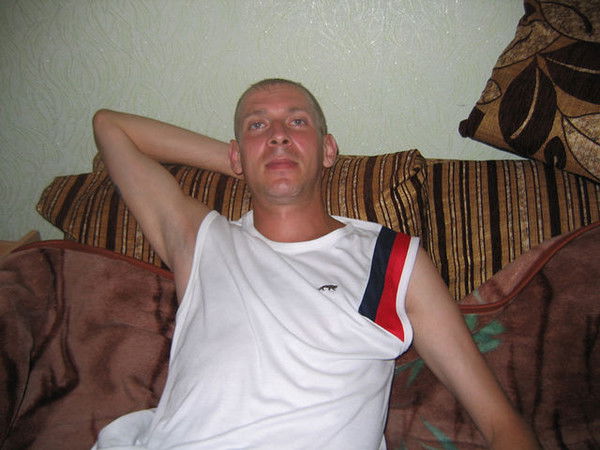 Евгений Хазов