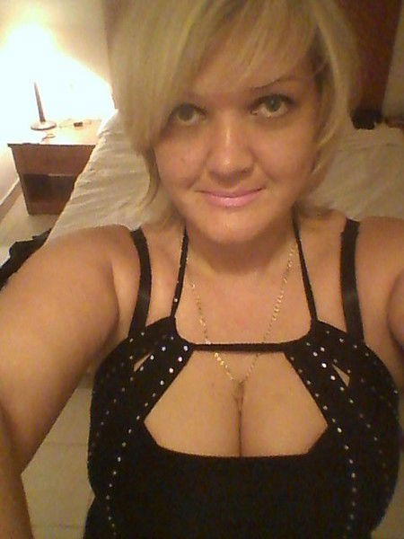 Елена Шаханова