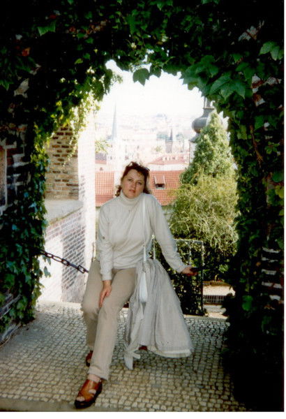 Елена Антонова