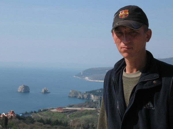 Андрей Шатов