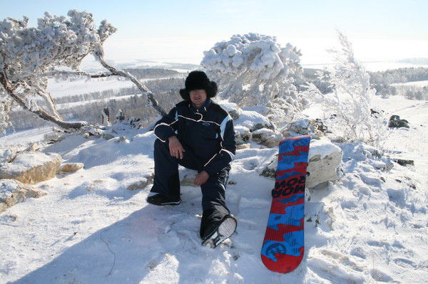 Виталий Попов