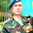 Сергей Старов