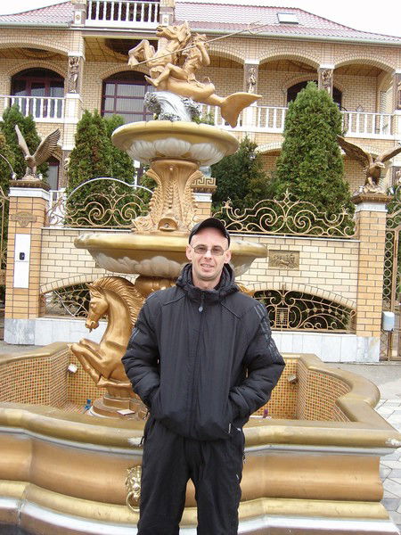 Сергей Чариков