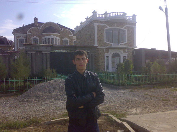 Ахмад Шодиев