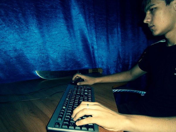 Женя Домолазов