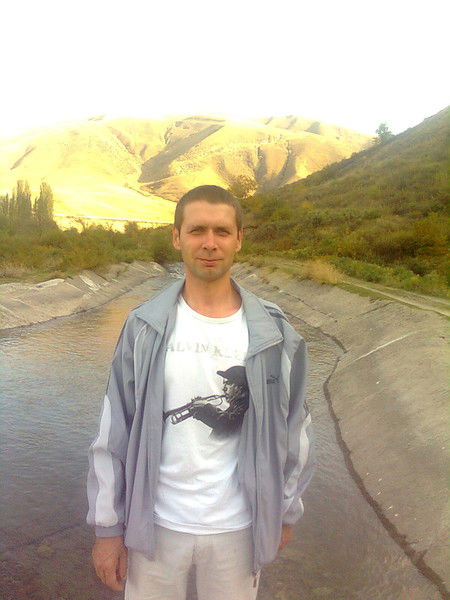 Борис Бухалов