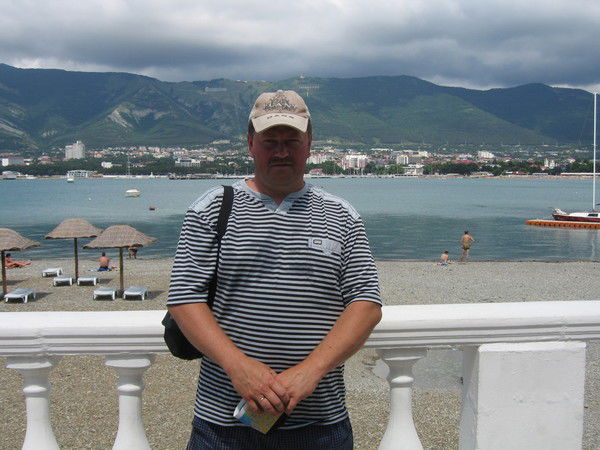 Алексей Лысёнков