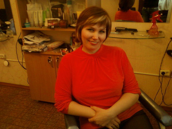 Валя -Кучерявая