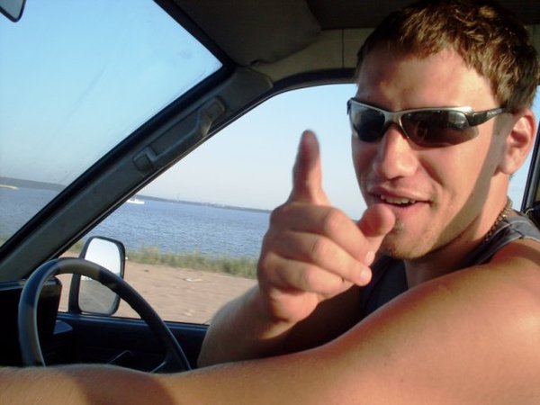 Олег Лебедев