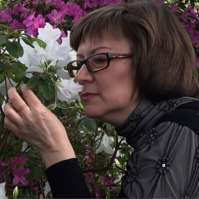 Елена Попова