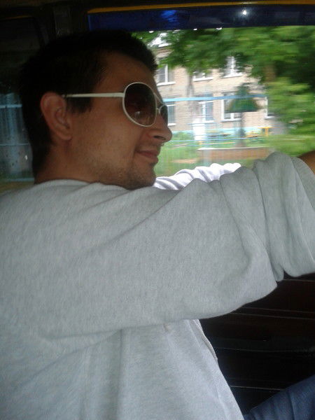 Руслан Рустамов